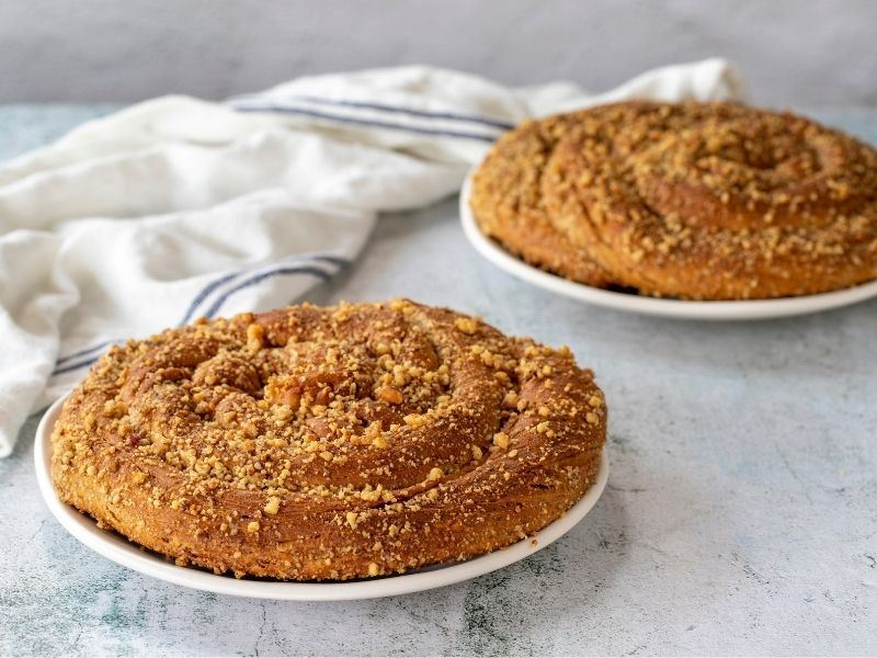 Tahinli Cevizli Çörek